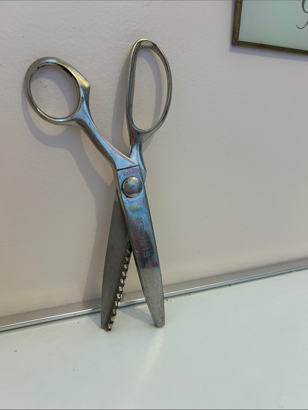 Vintage Singer Nickel-Plated Pinking Shears – 7.5" Zig-Zag Fabric Scissors ✂️